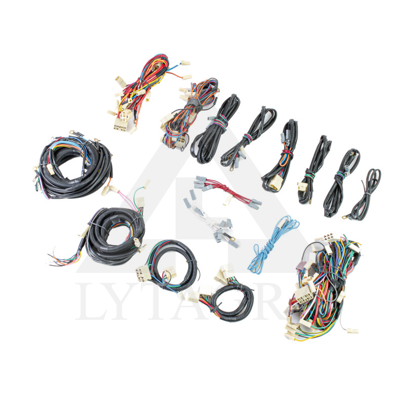 MTZ 80 UK KABĪNES VADU KOMPLEKTS